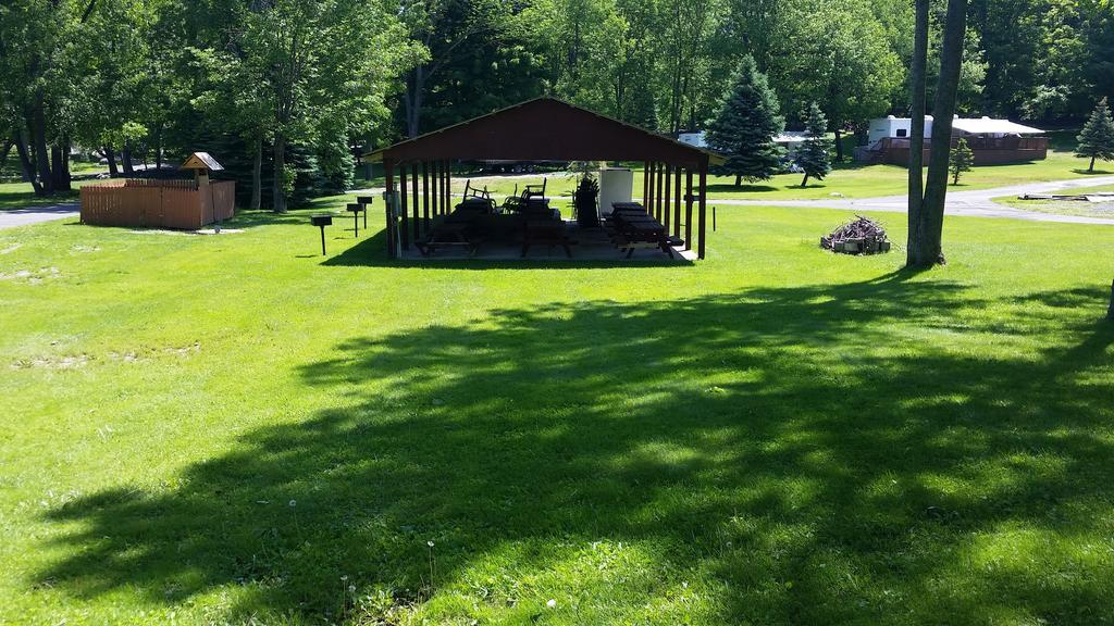 K&G Lodge Oswego Extérieur photo